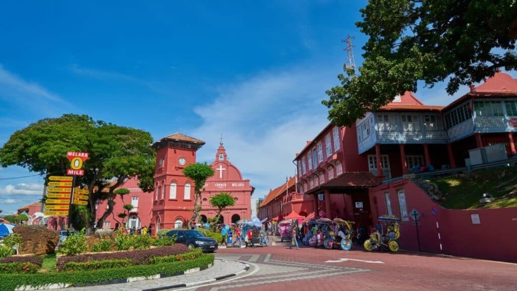 Malaysia courtesy of freepik